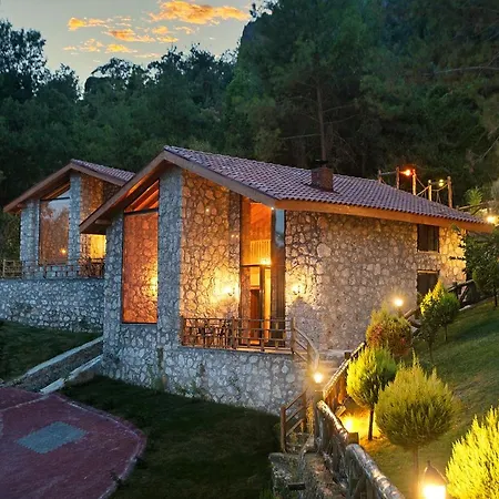 Resort Botanik Goel Evleri
