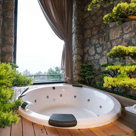 Resort Botanik Goel Evleri Bucak